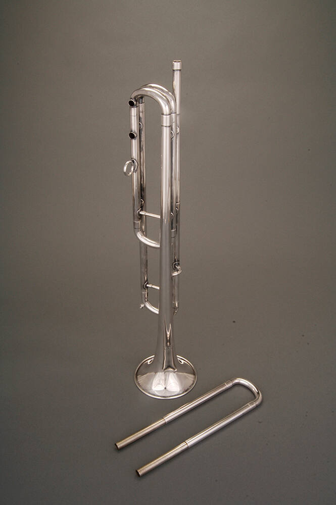 Vented trumpet, D, C