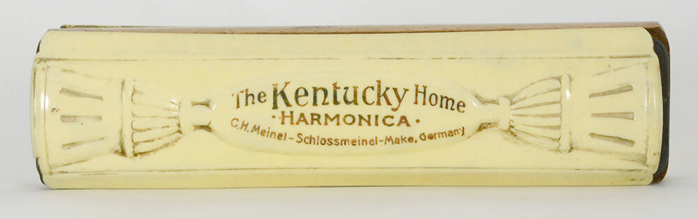 Tremolo harmonica, A