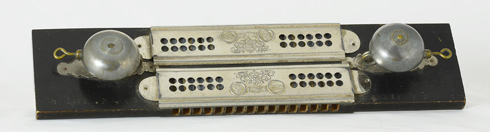 Diatonic double harmonica, C