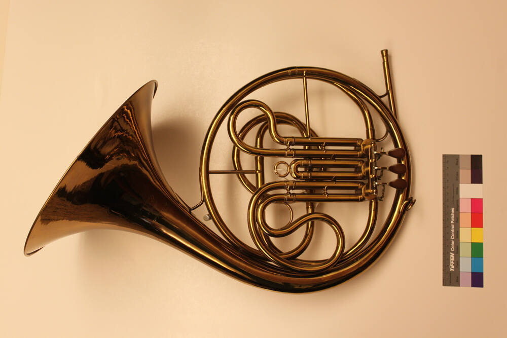 Single horn, F, high pitch