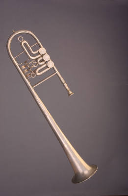 Over-the-shoulder cornet, E-flat