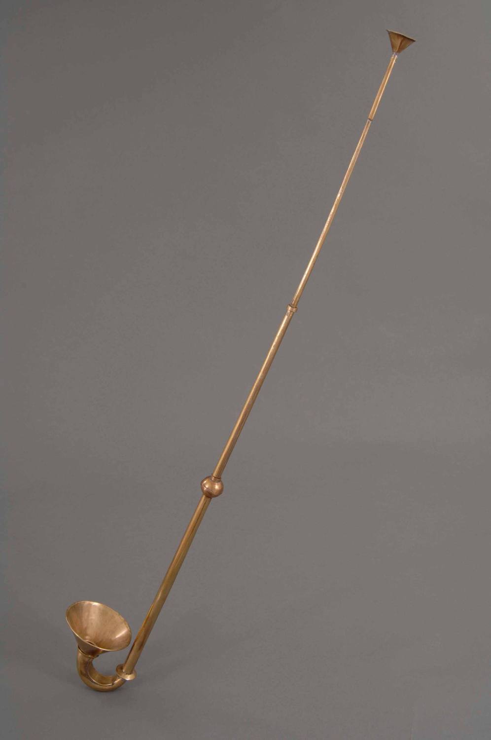 End-blown trumpet