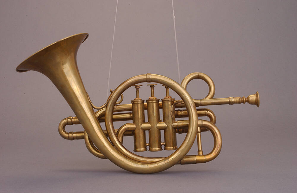 Circular cornet, B-flat, A, A-flat, G, F