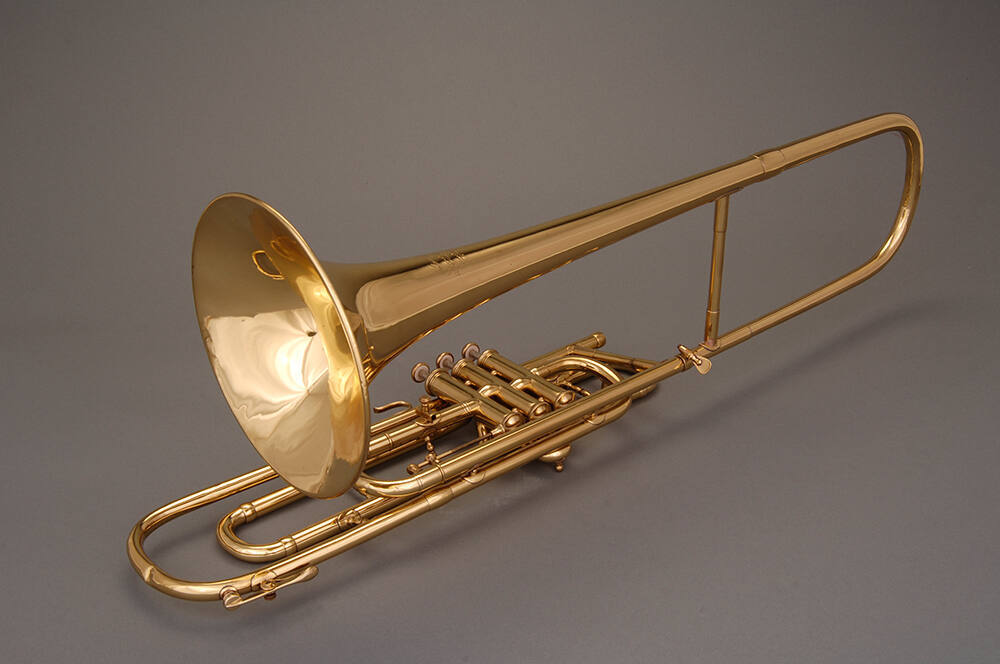 Tenor valve trombone, B-flat, high pitch / low pitch