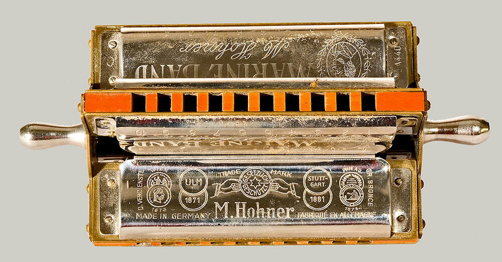 Diatonic paddlewheel harmonica, C, G, F, E