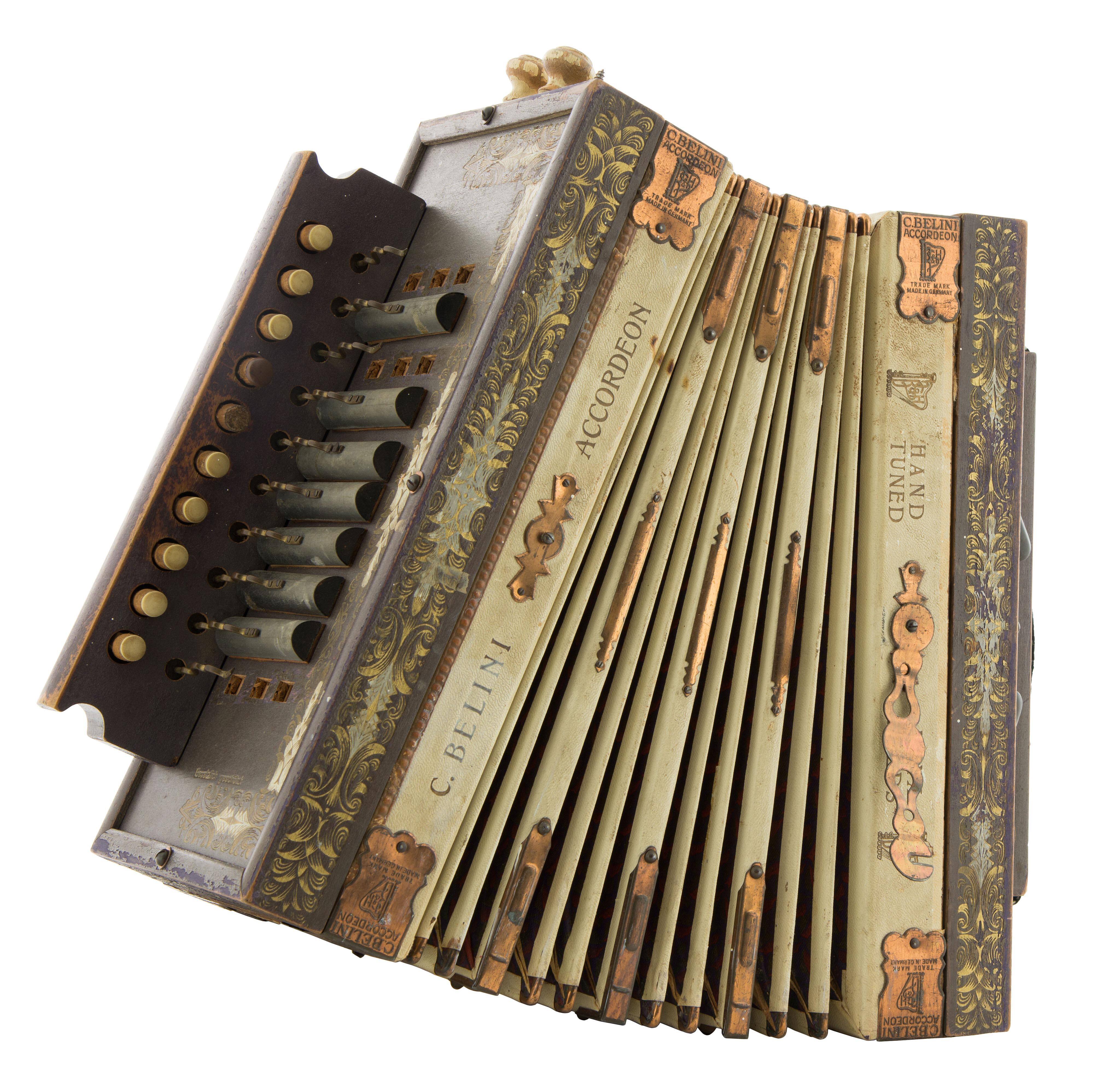 Diatonic button accordion