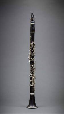 Clarinet, B-flat, low pitch