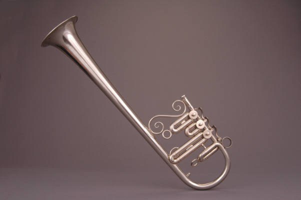 Over-the-shoulder cornet, E-flat