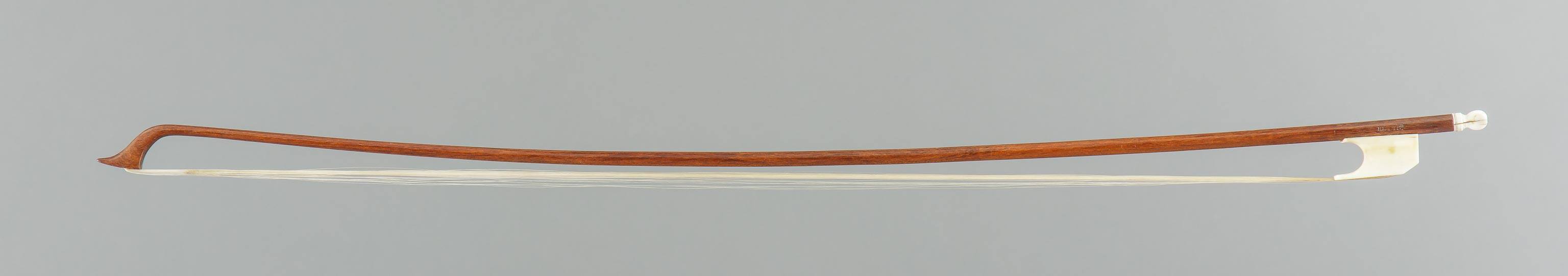 Violin bow