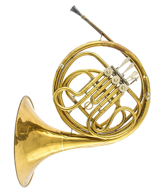 Single horn, F, E-flat