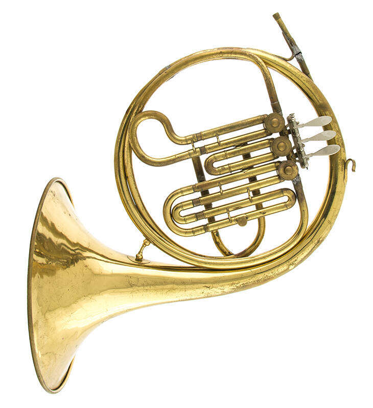 Single horn, F