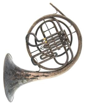 Single horn, F, E-flat
