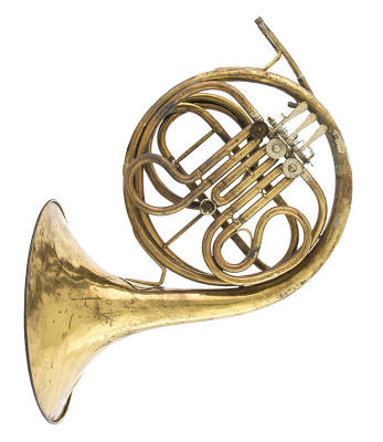 Single horn, F