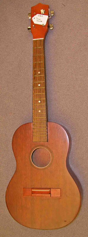 Baritone ukulele