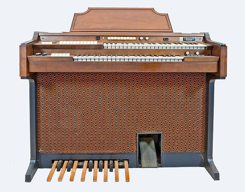 Electric spinet organ