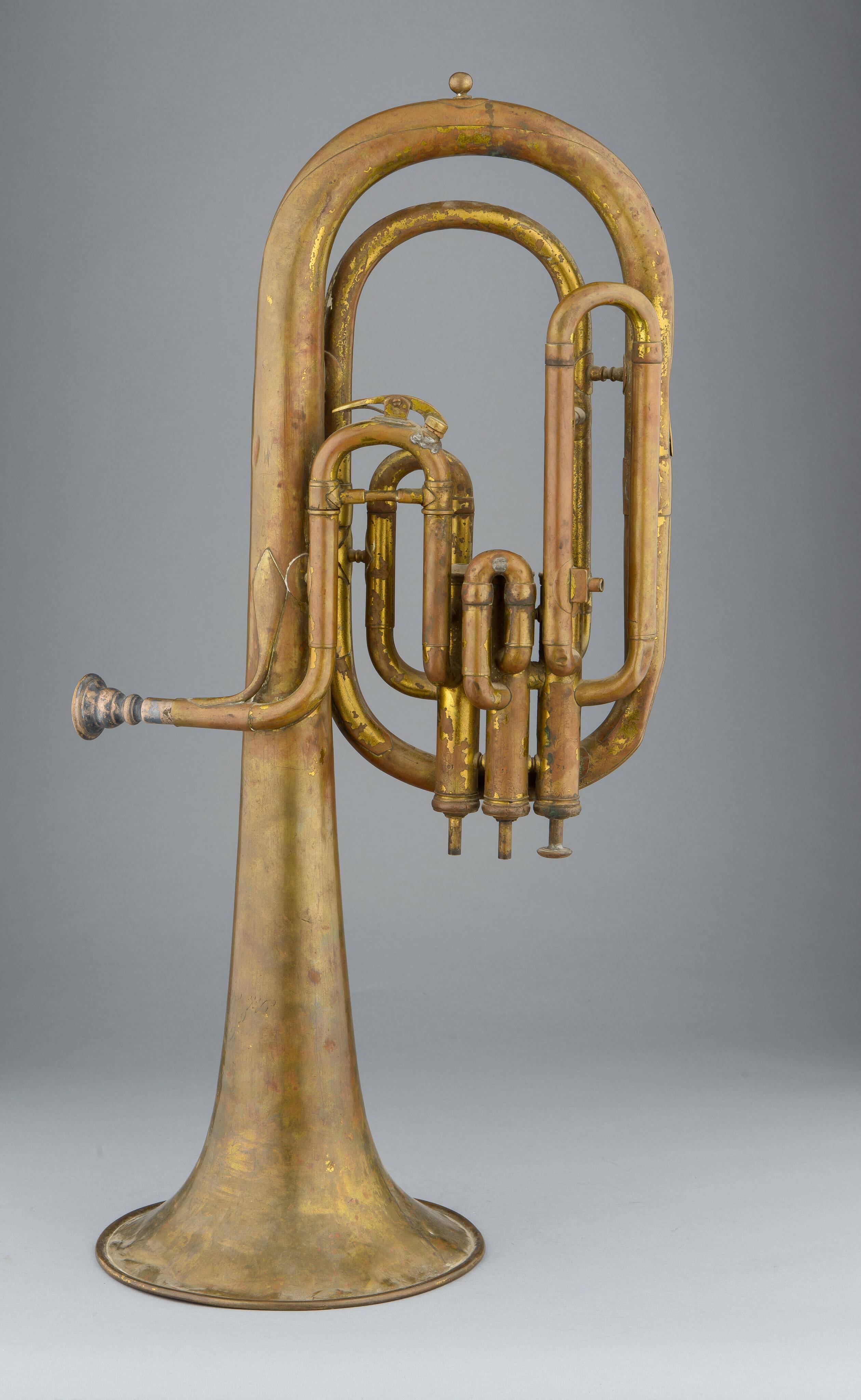 Alto horn, bell up, E-flat