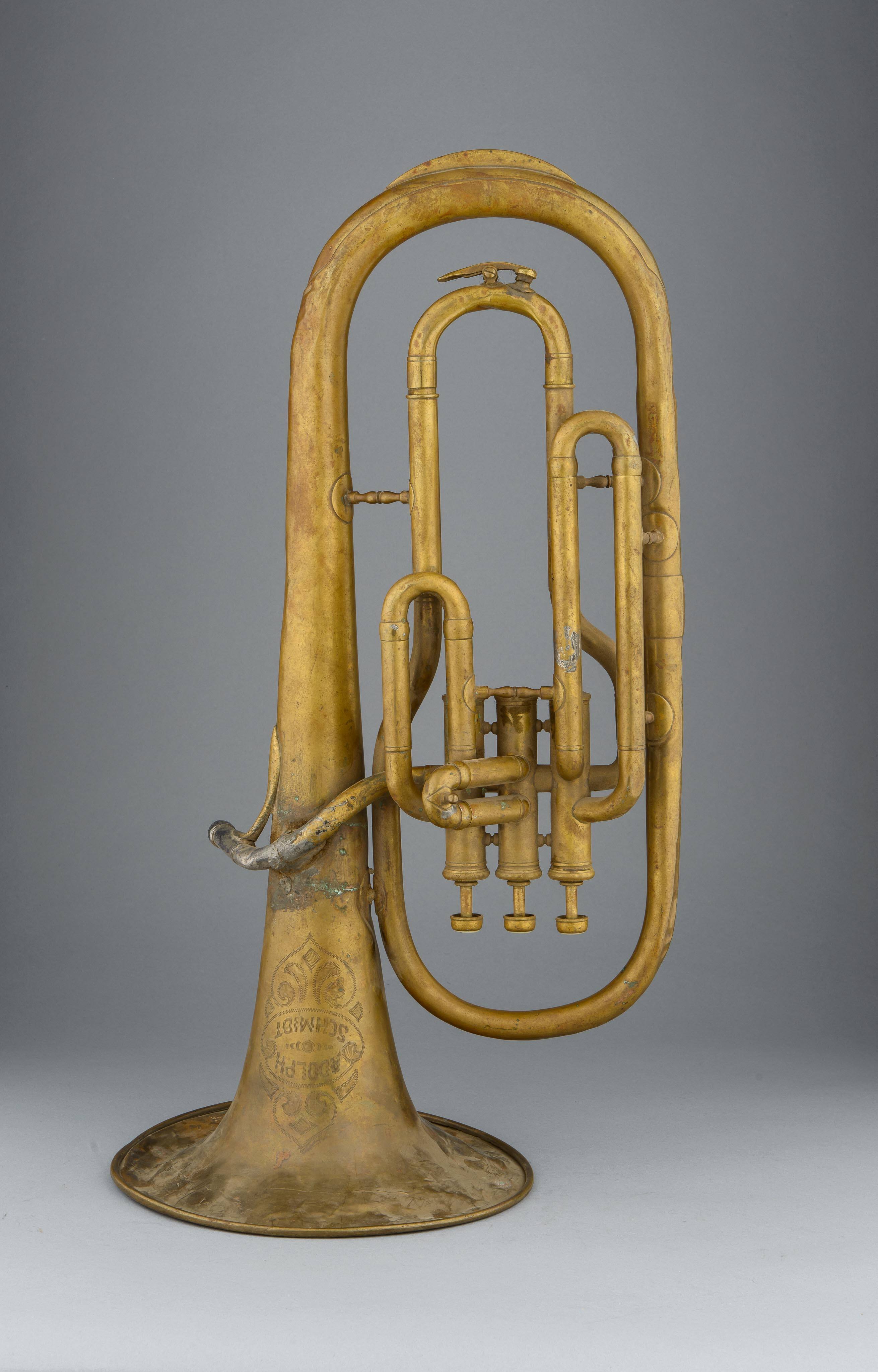 Alto horn, bell up, E-flat