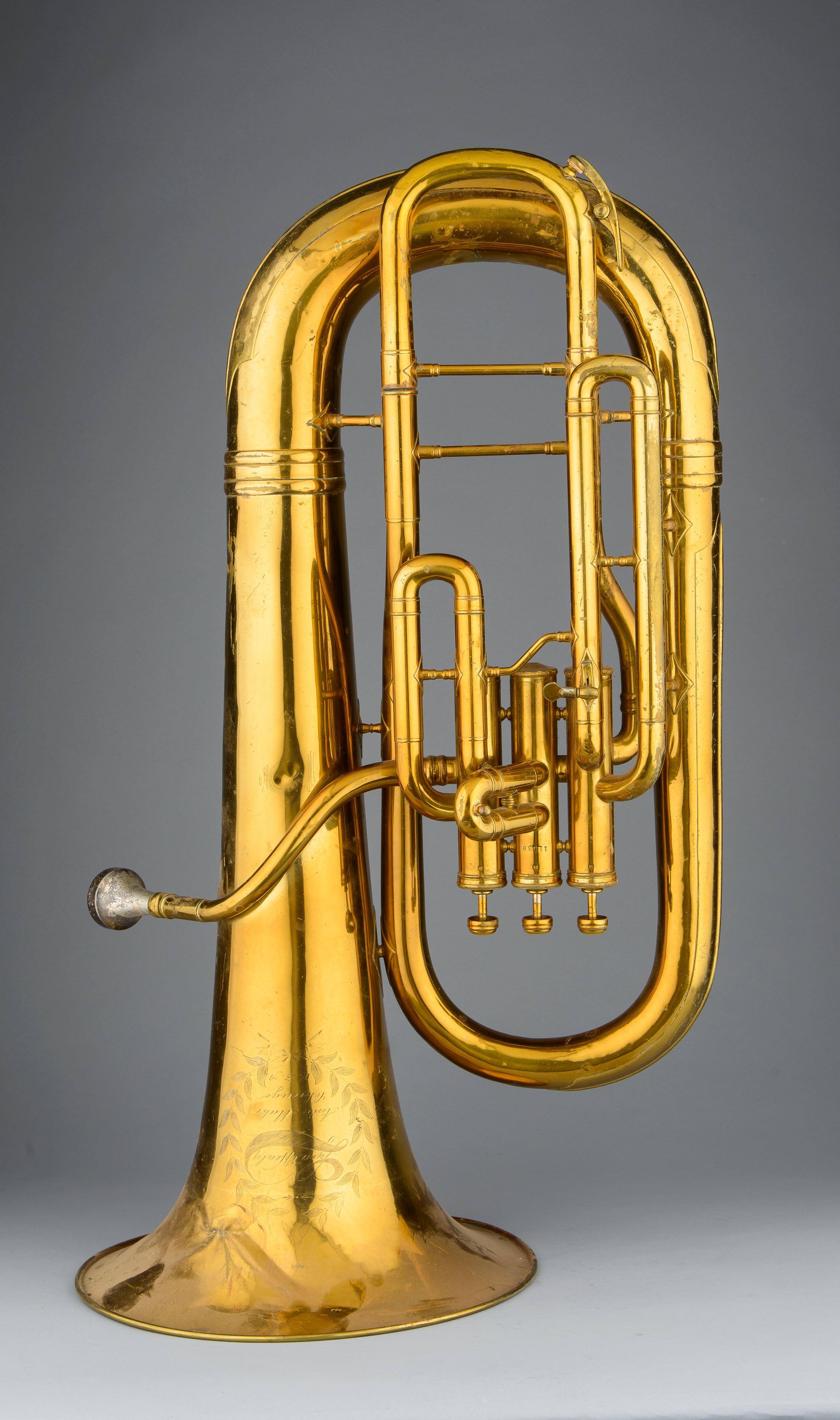 Baritone horn, B-flat, low pitch