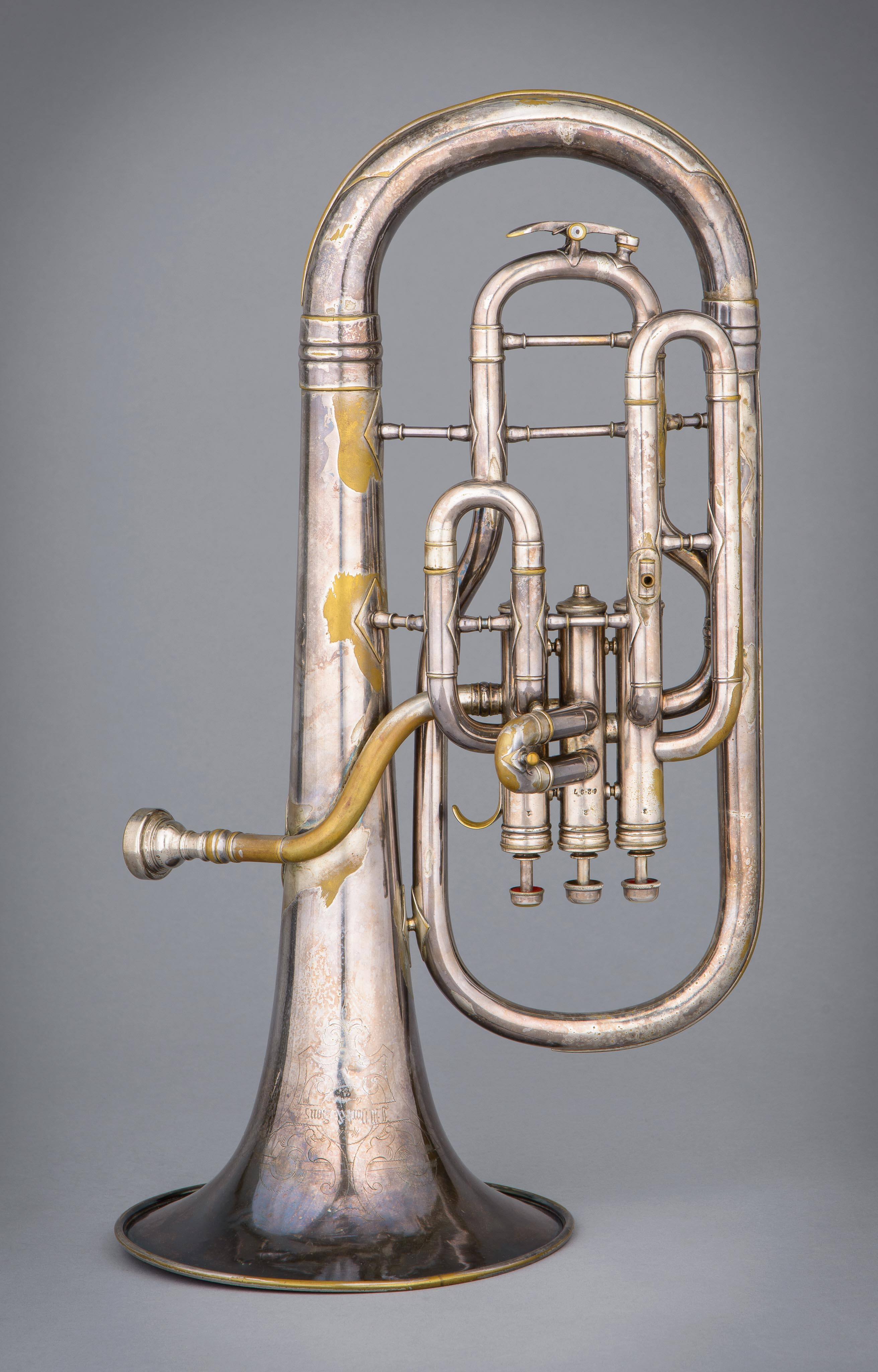 Alto horn, bell up, E-flat