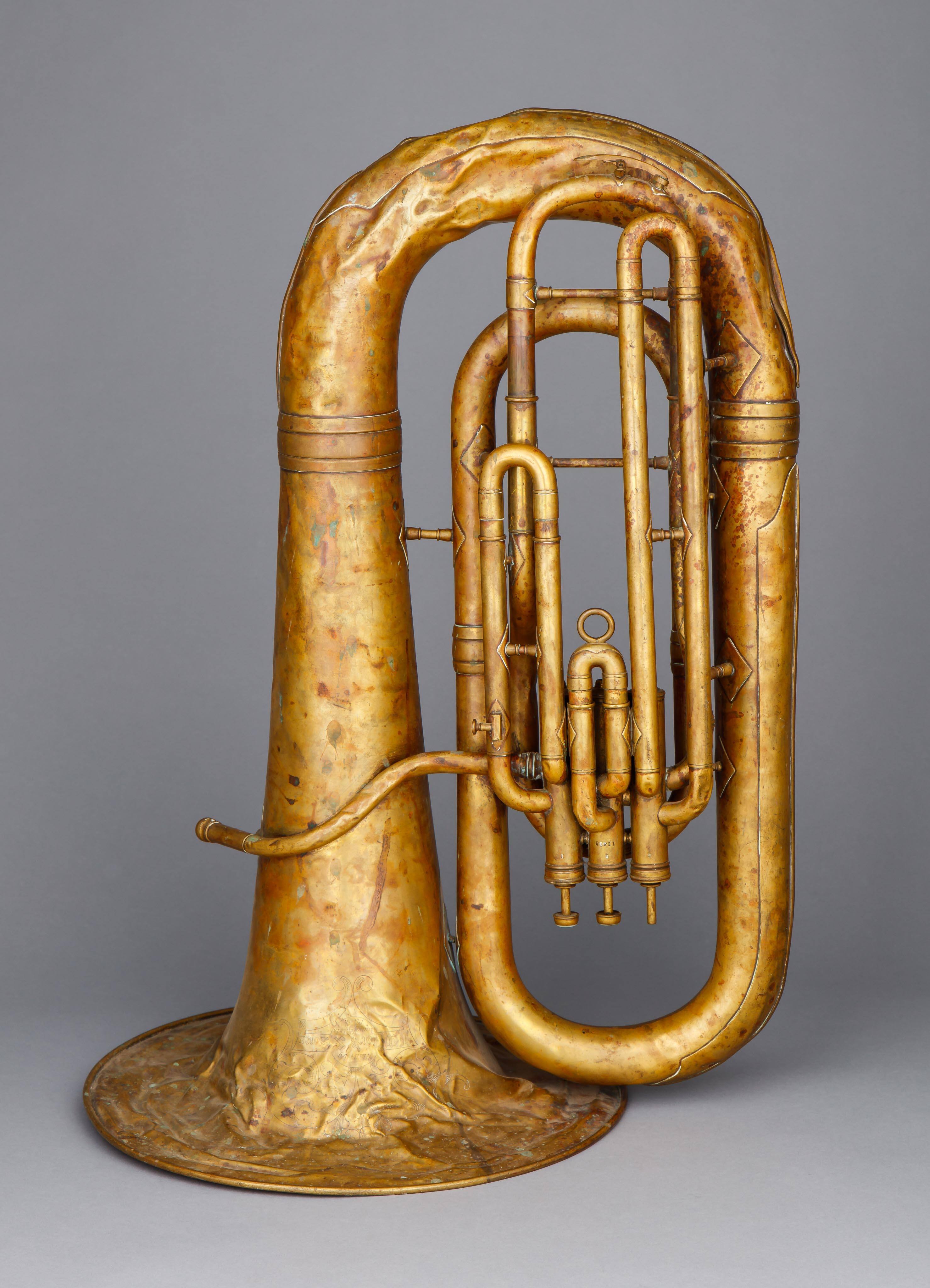 Tuba, E-flat, low pitch