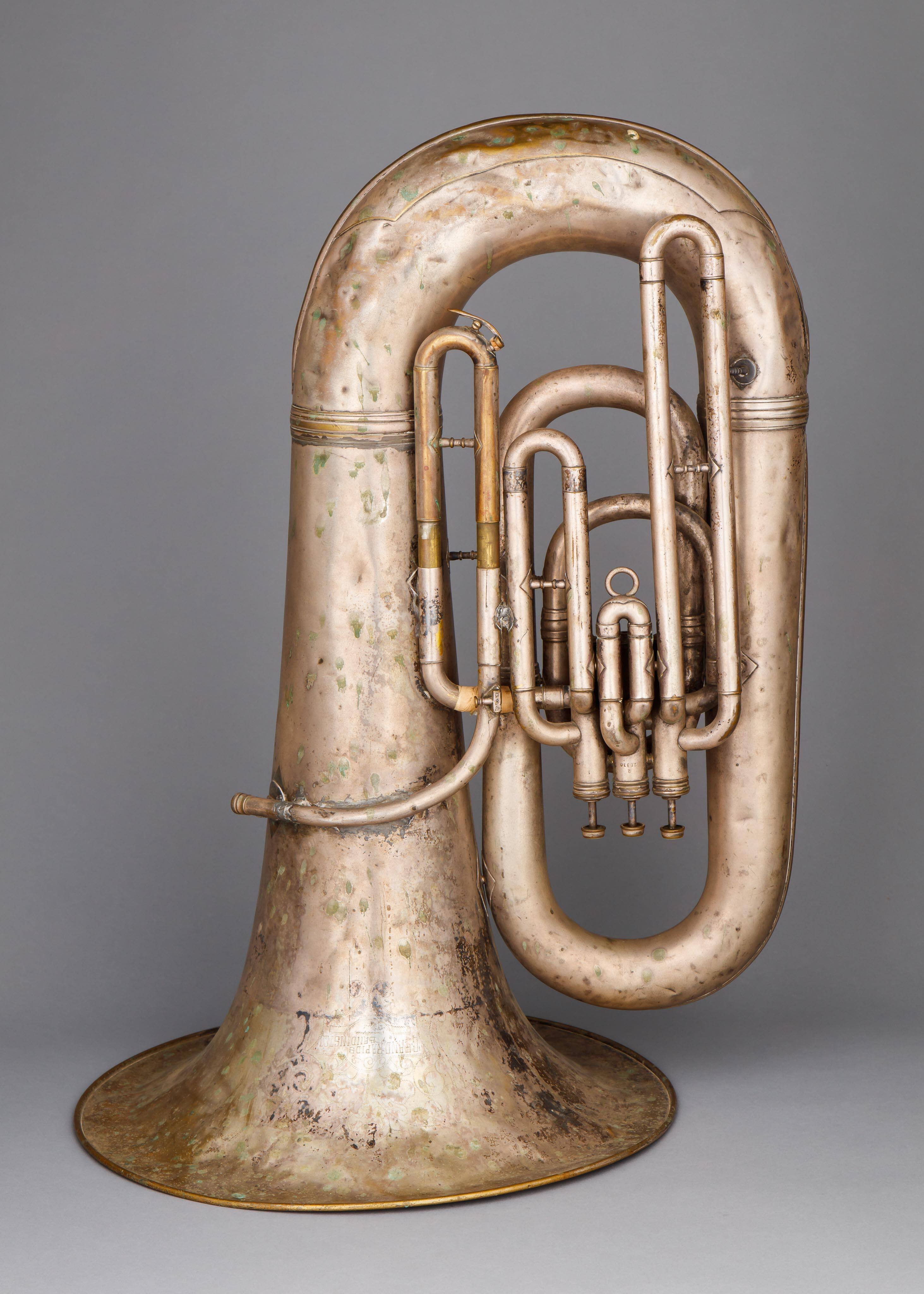 Tuba, E-flat, low pitch