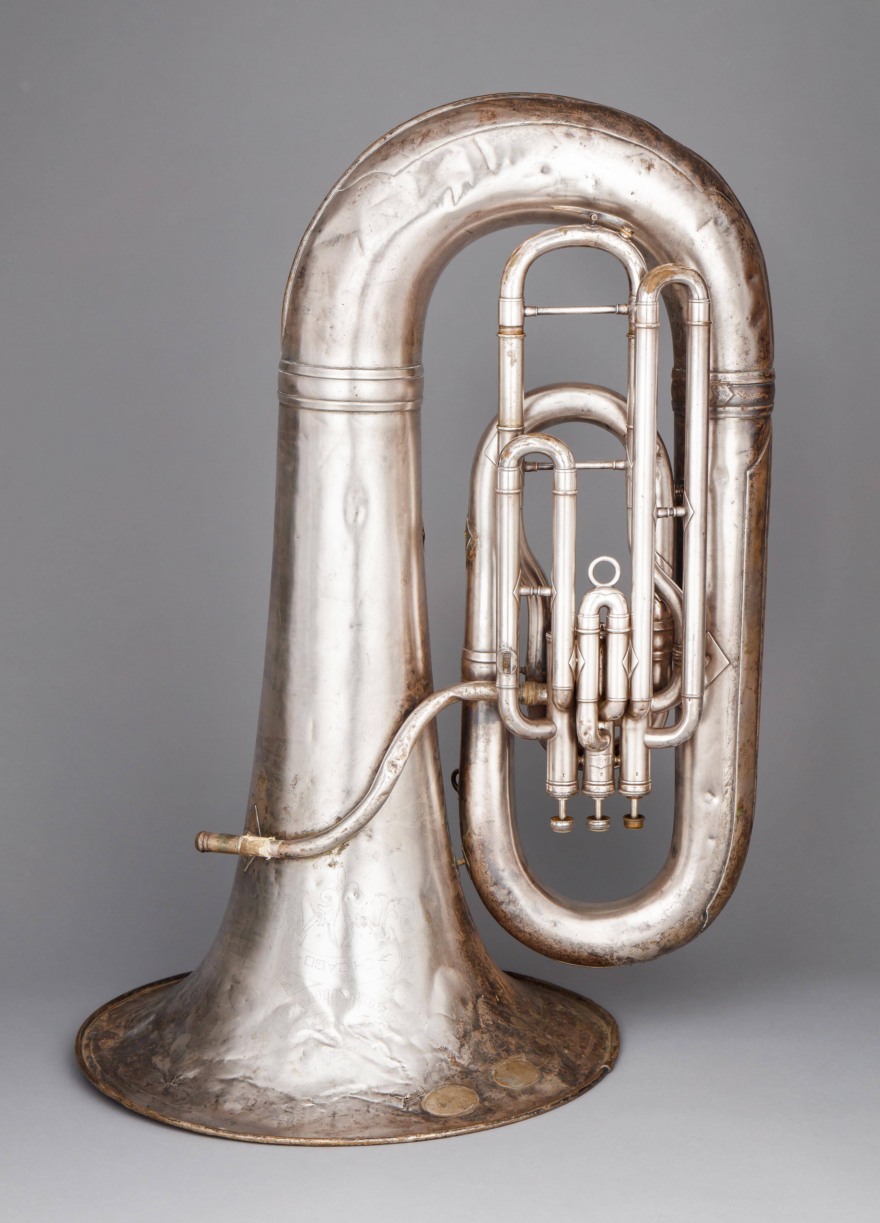 Tuba, E-flat, high pitch / low pitch