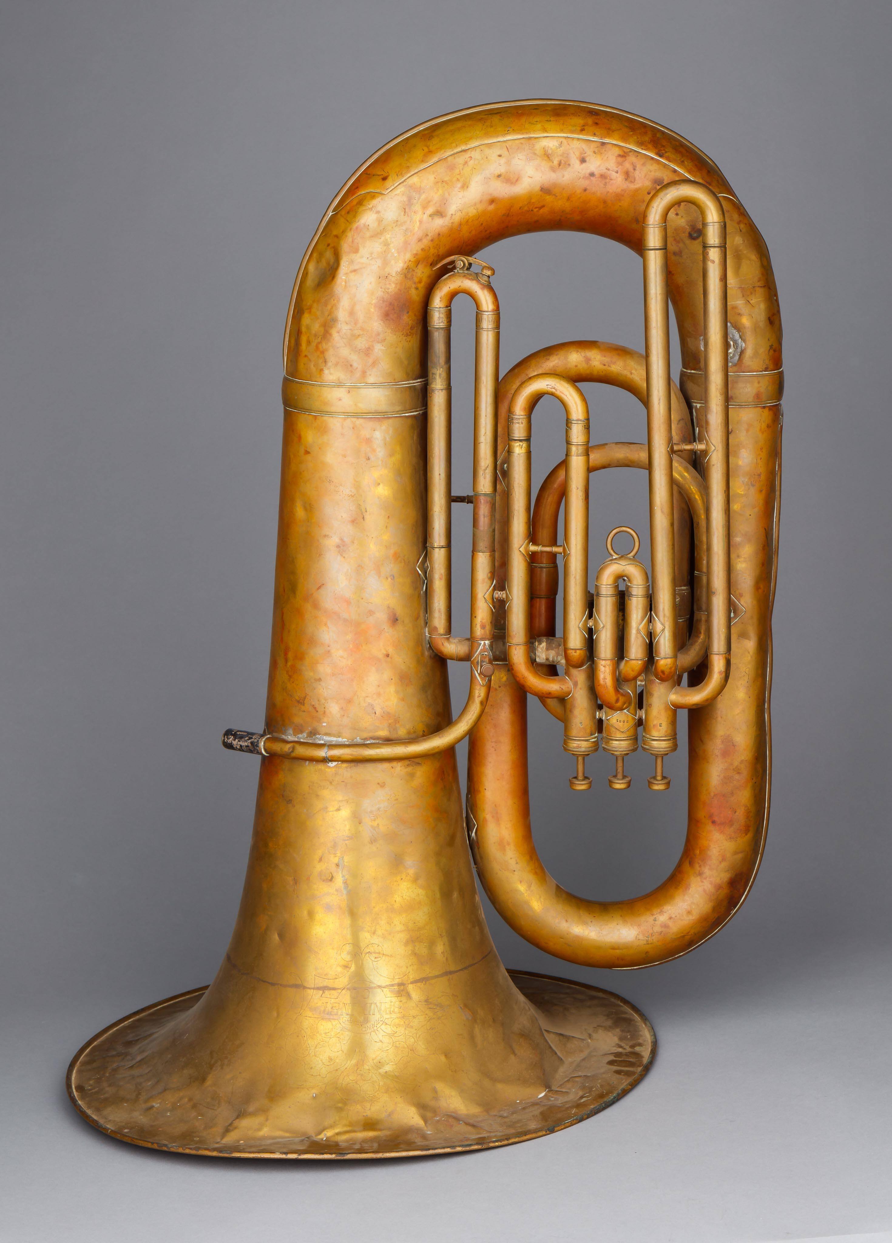 Tuba, E-flat, high pitch / low pitch