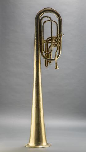 Over-the-shoulder bass horn, E-flat, high pitch