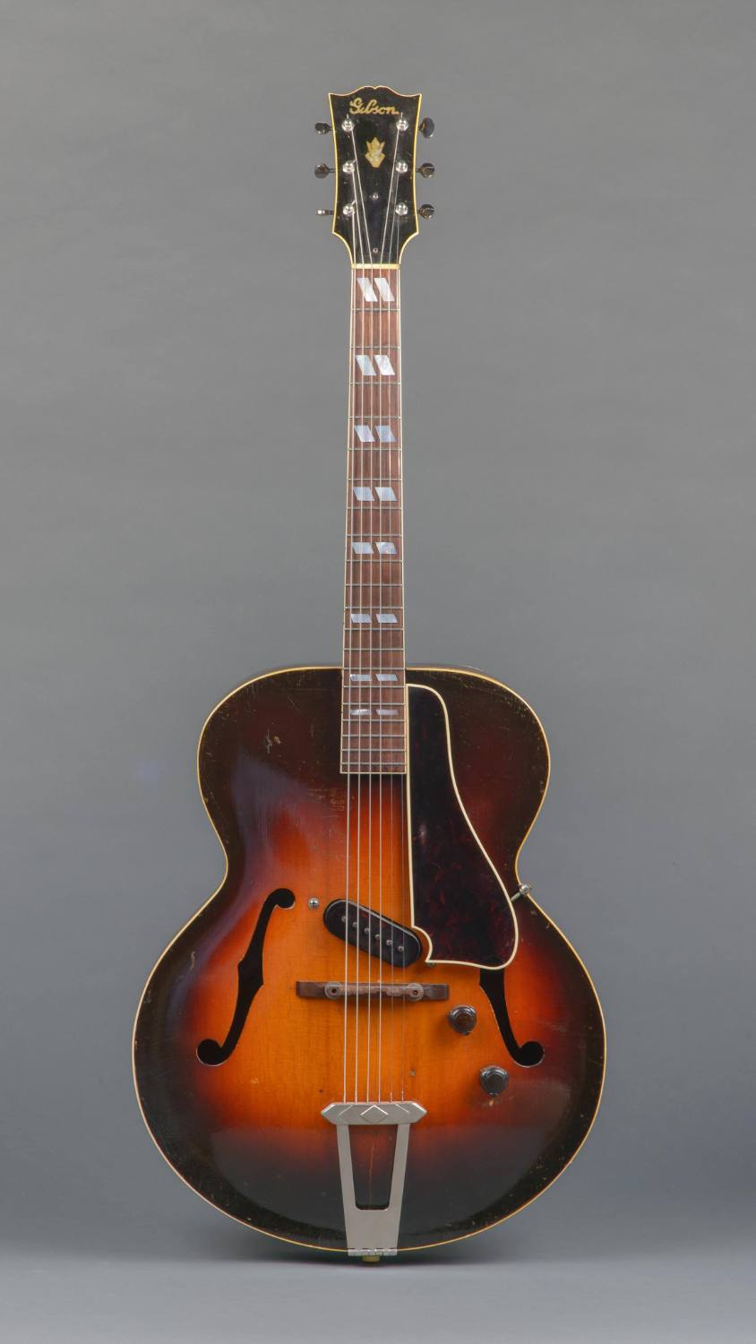 Electric guitar