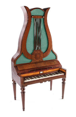 Upright piano