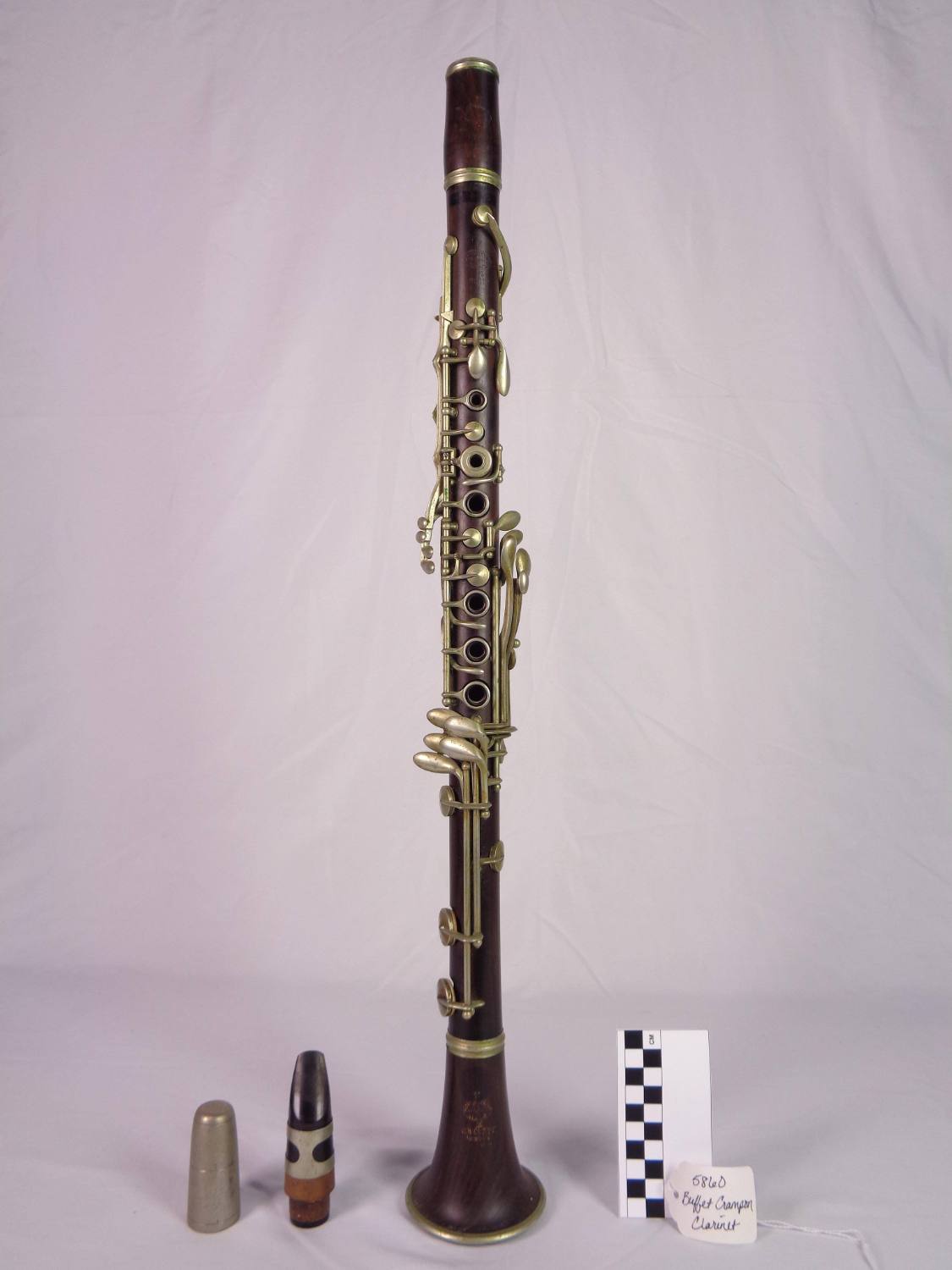 Clarinet, B-flat, low pitch