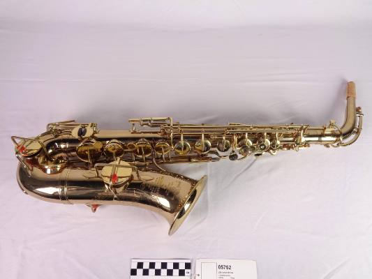 Alto saxophone, low pitch
