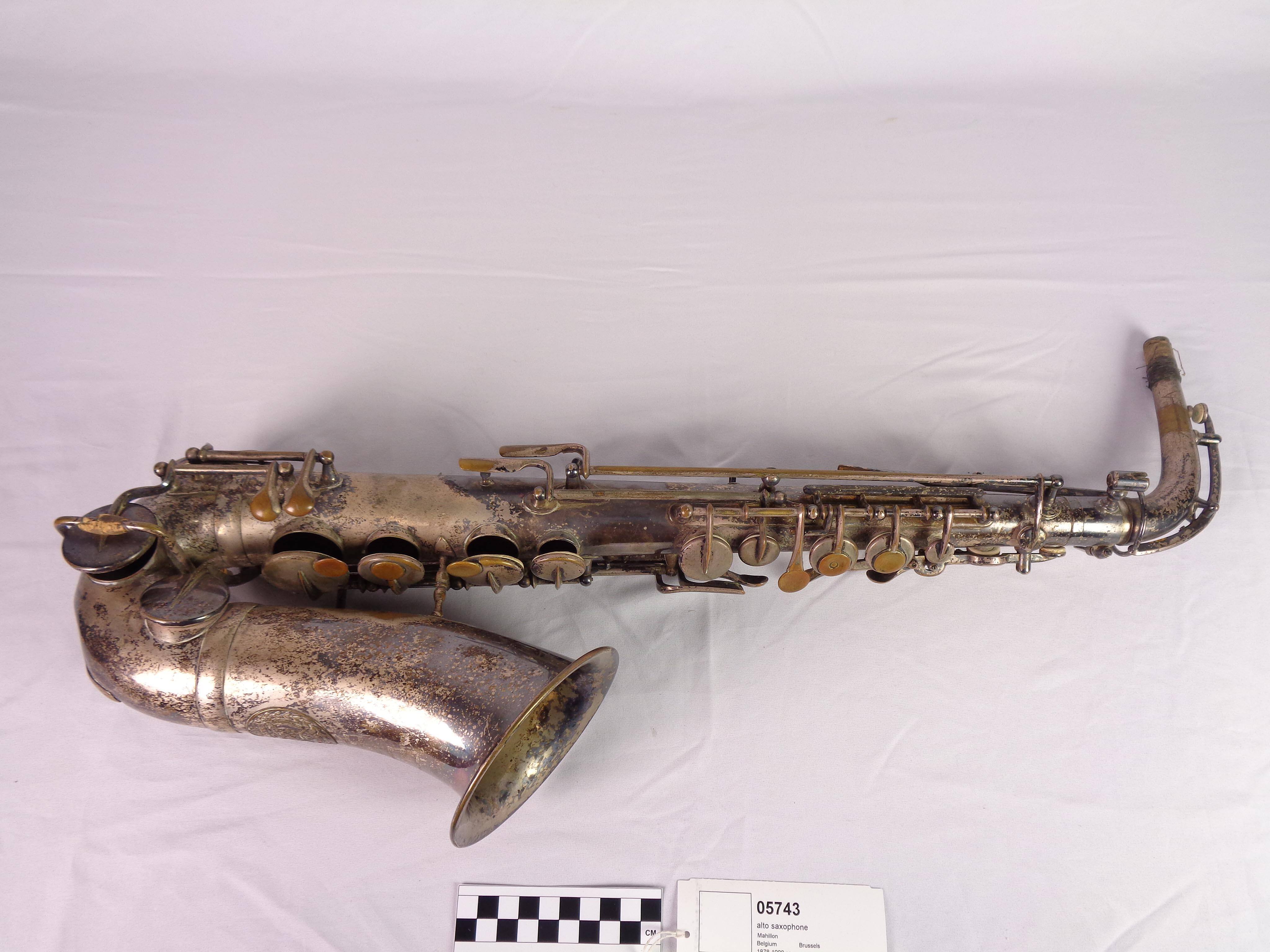 Alto saxophone, low pitch