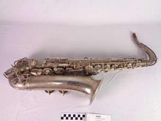 C-melody tenor saxophone, low pitch