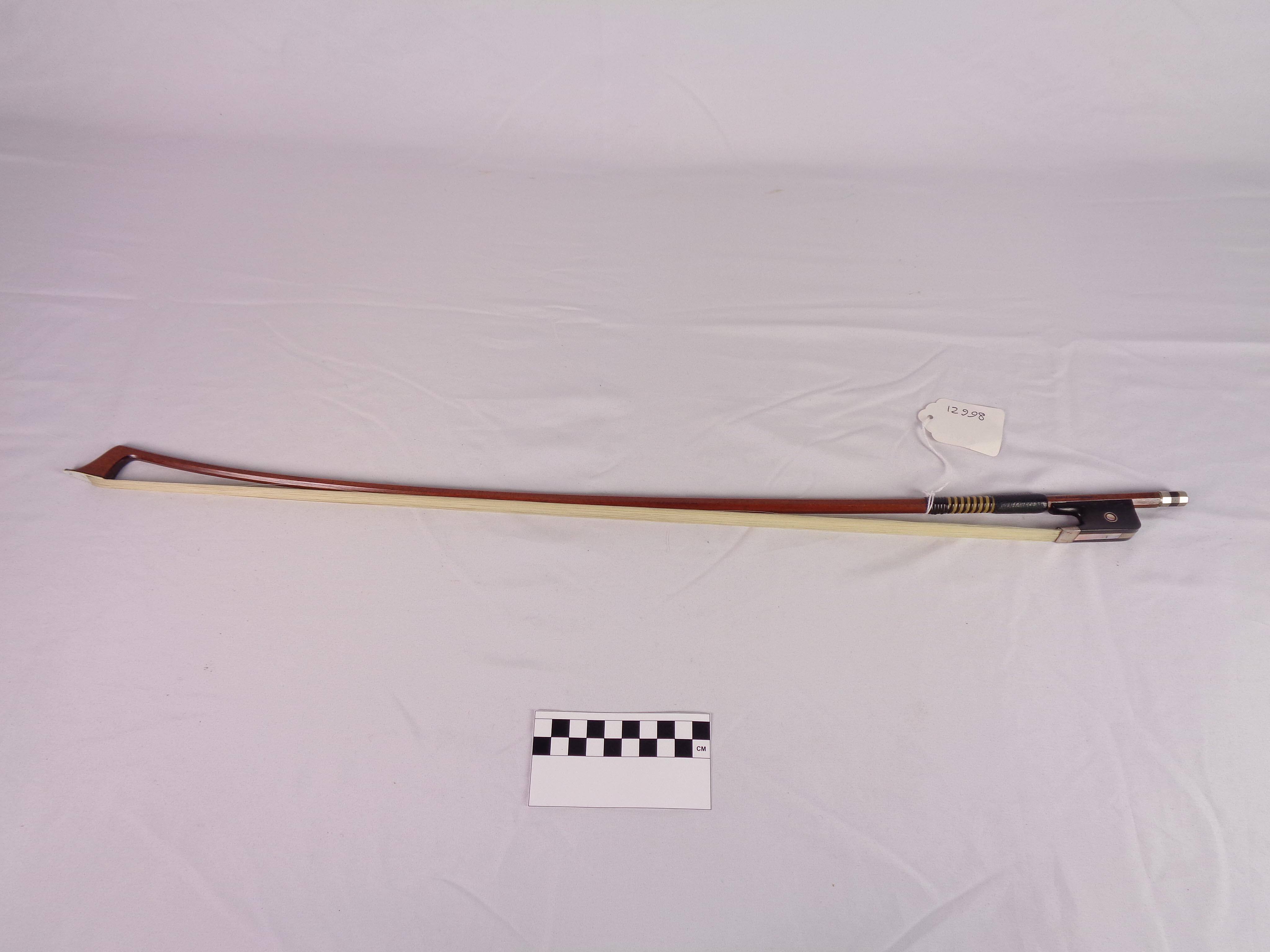 Violoncello bow