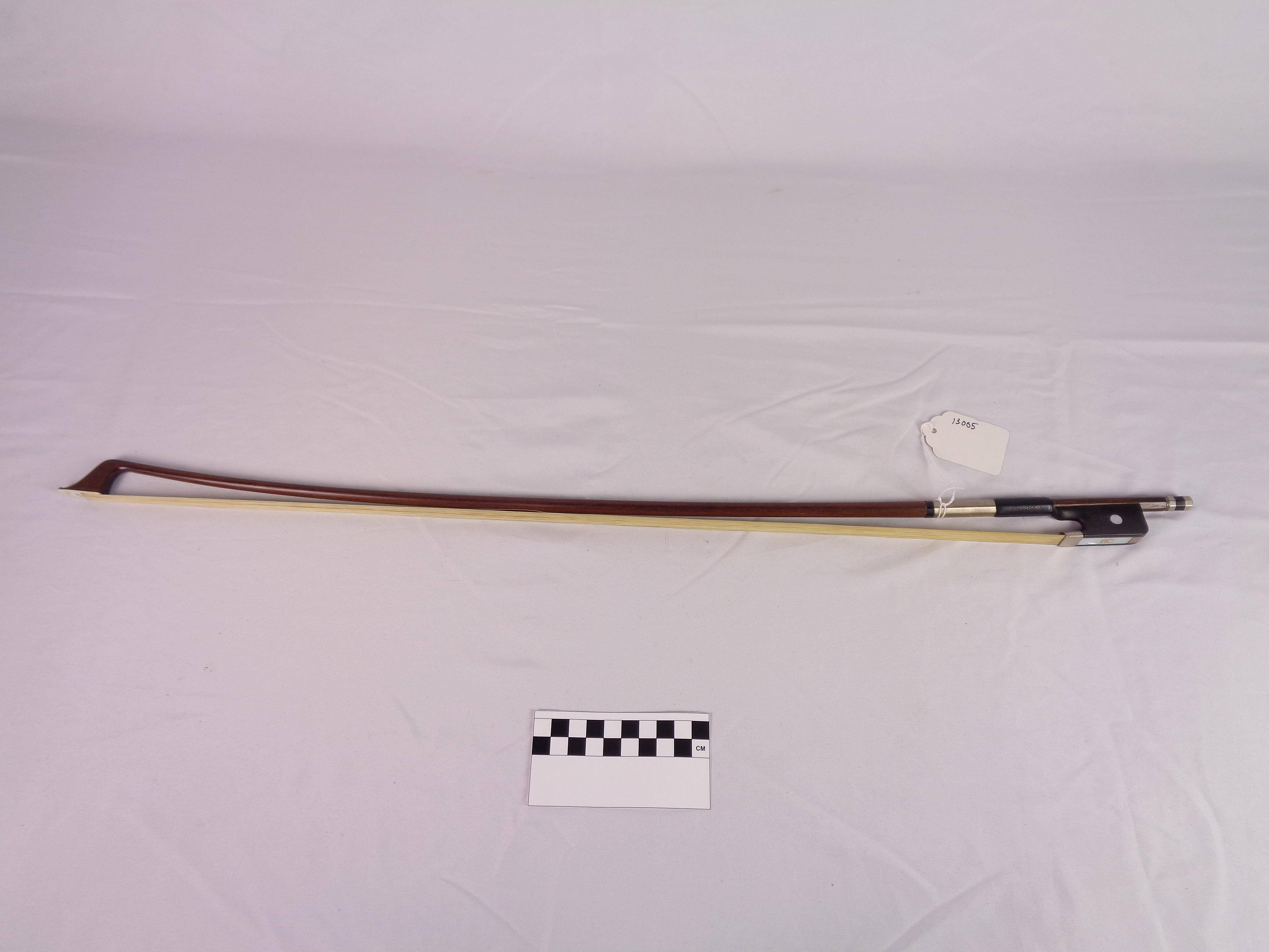 Violoncello bow