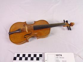1/64-size violin
