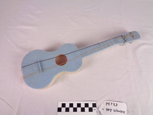 Toy ukulele