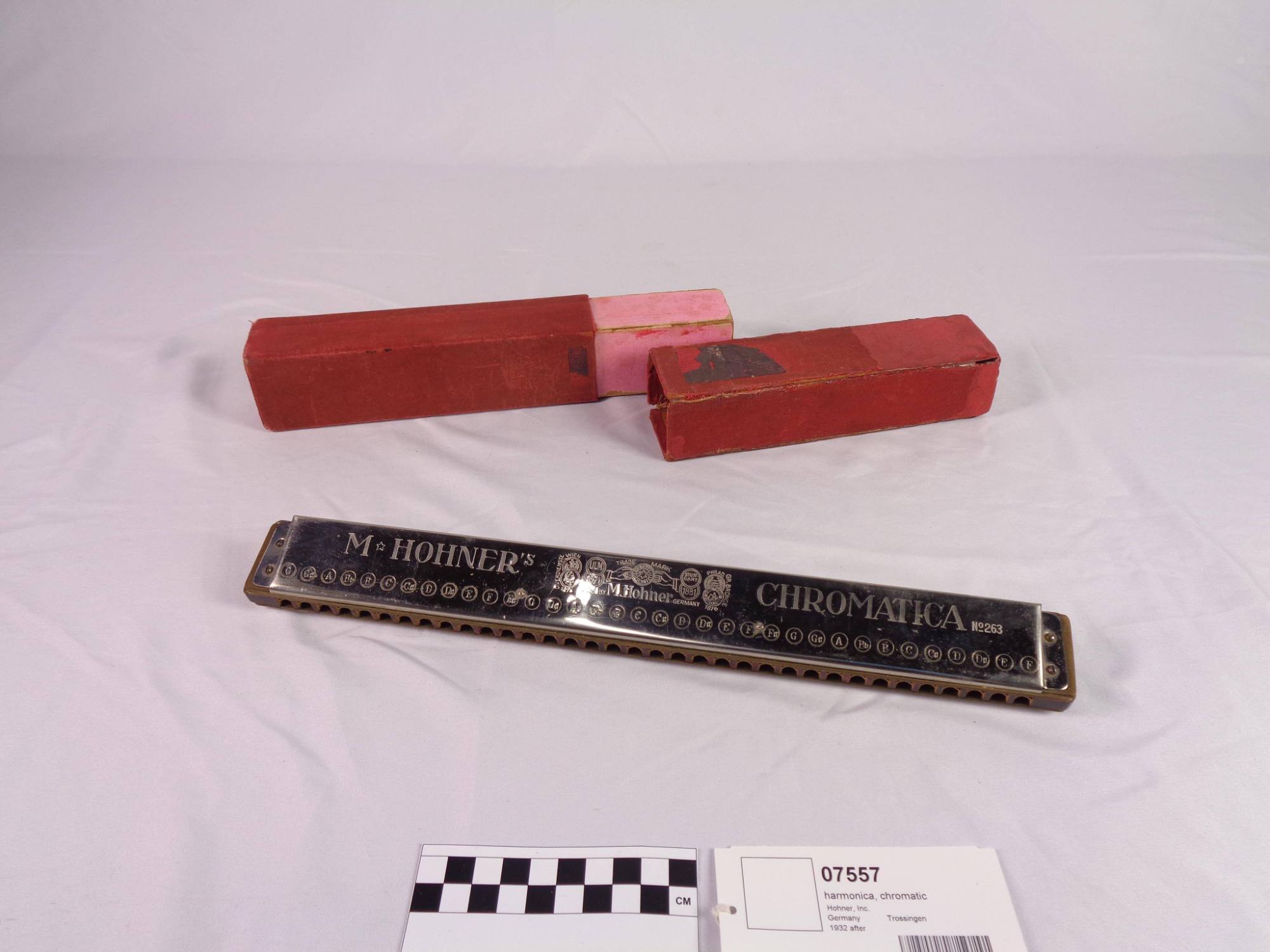 Chromatic harmonica, G-F