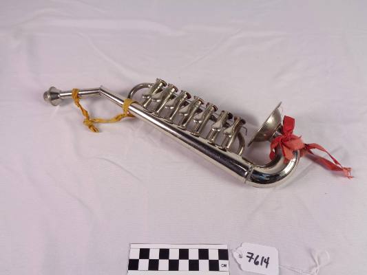 Blow accordion