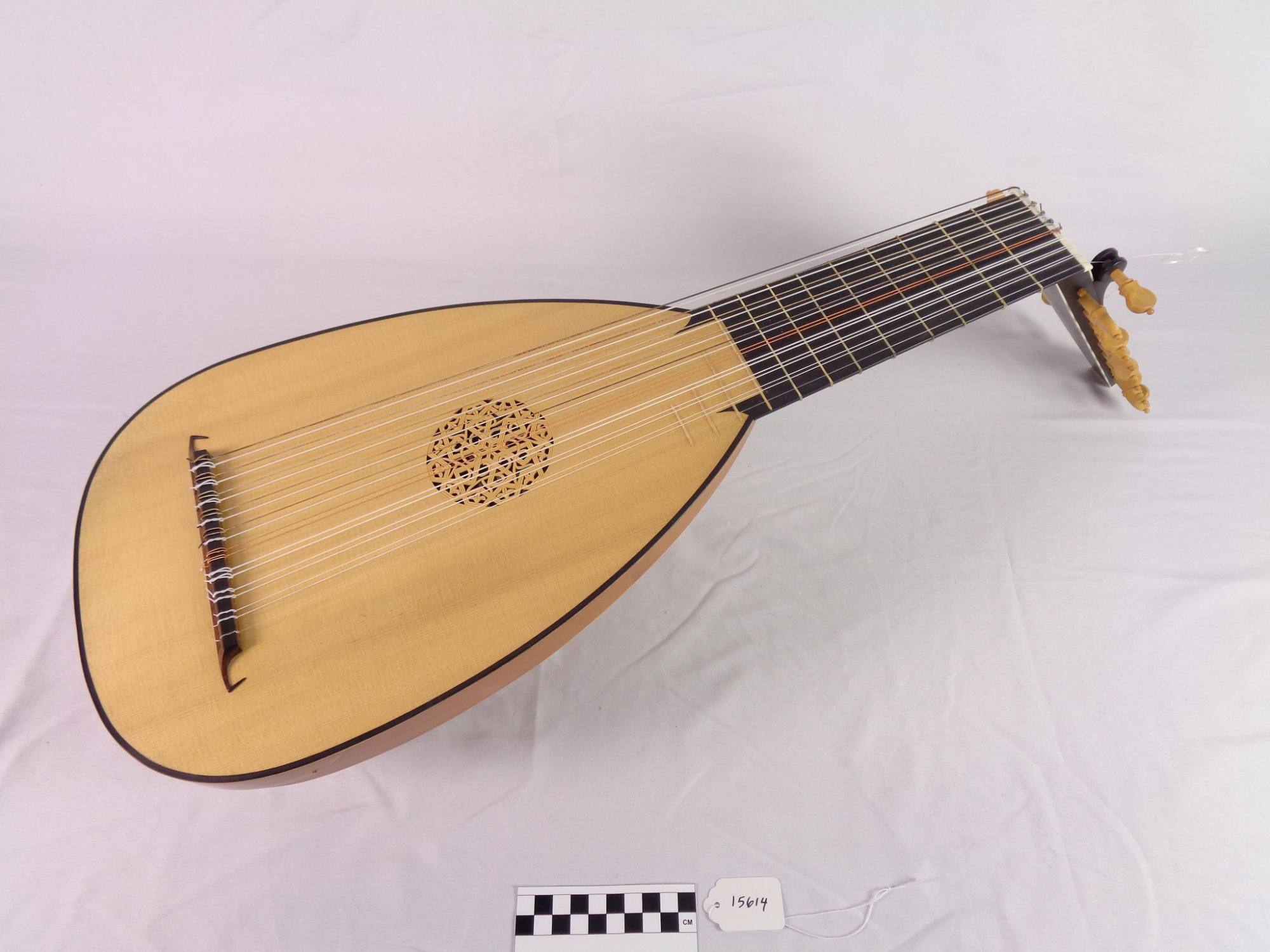 10-course alto lute