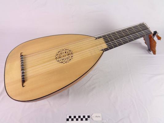 10-course tenor lute