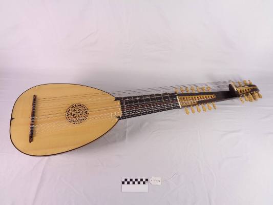 Liuto attiorbato