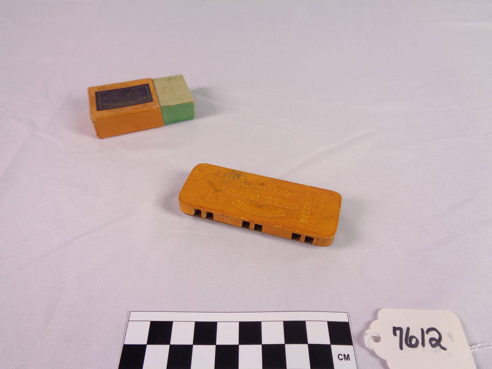 Pitch pipe, E to E-flat