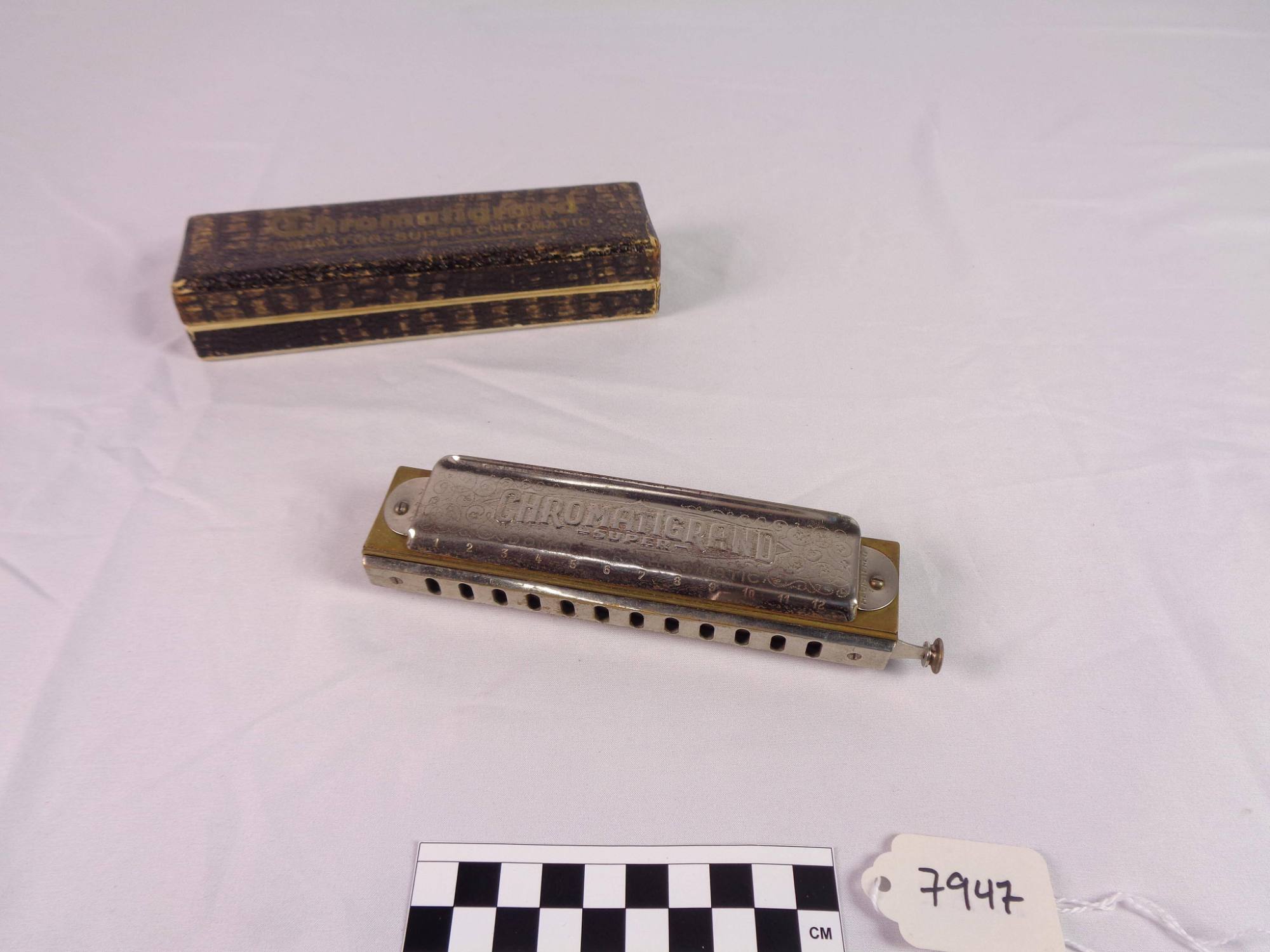 Chromatic harmonica, G