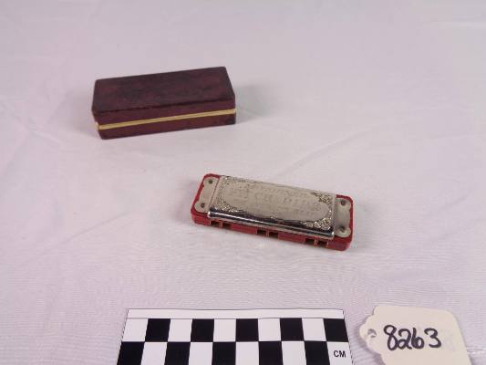 Pitch pipe, E to E-flat