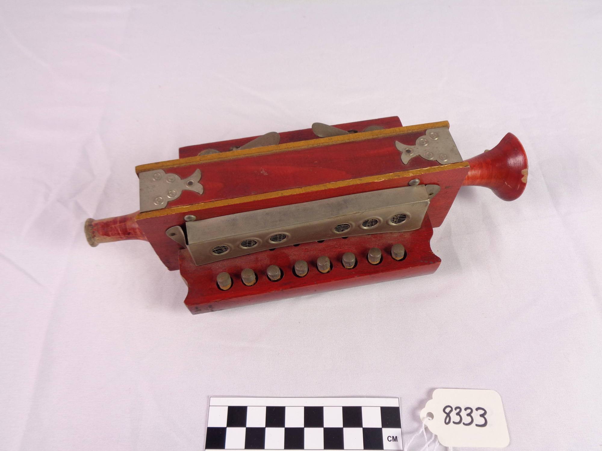 Blow accordion