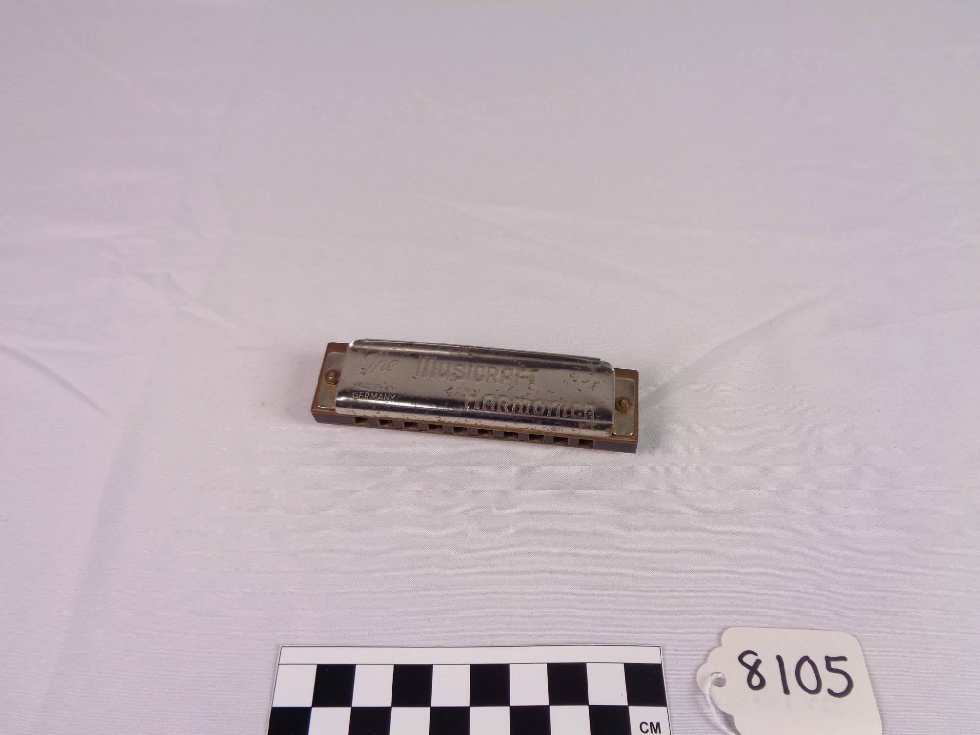Diatonic harmonica, B