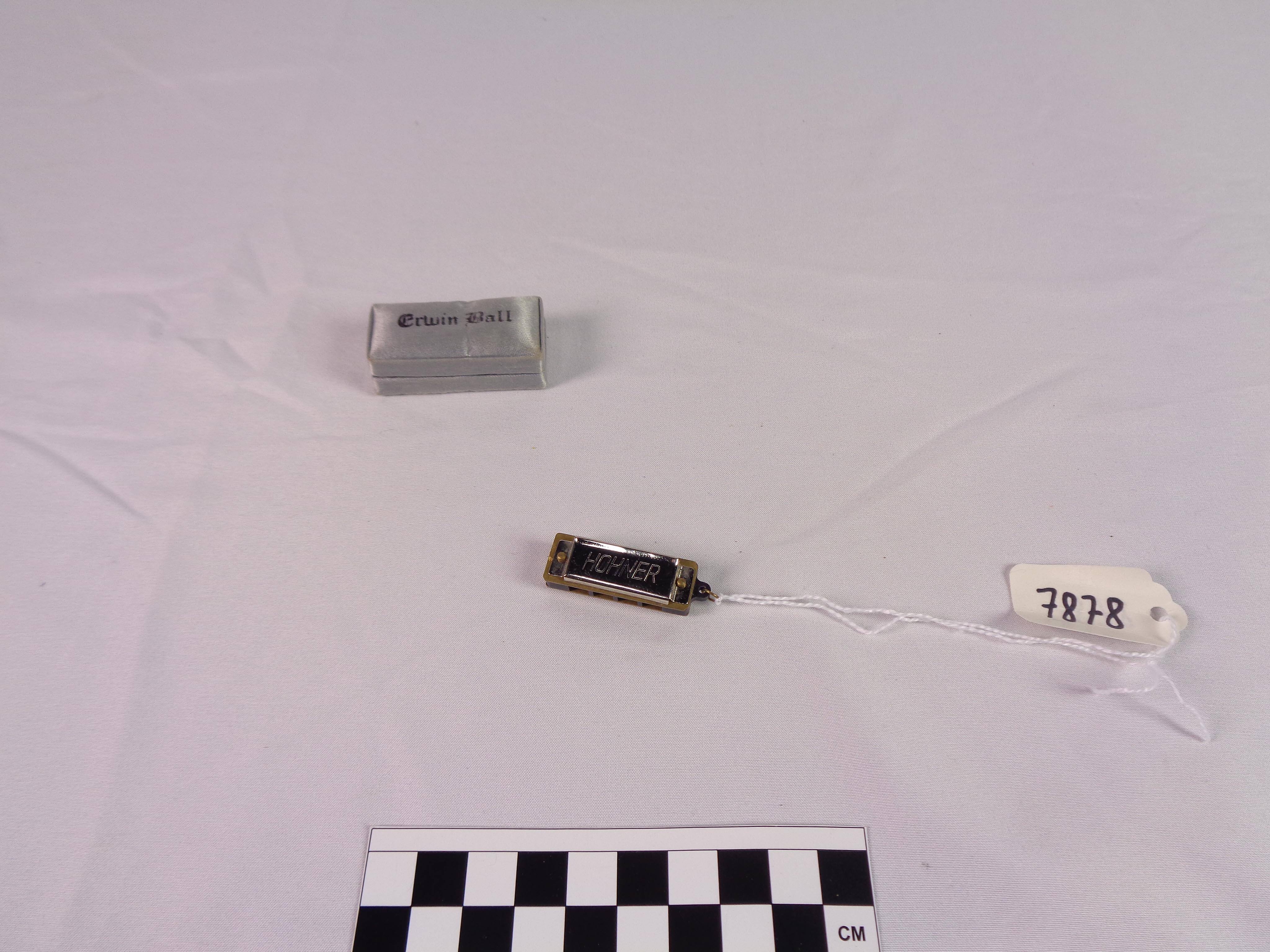 Miniature diatonic harmonica, C
