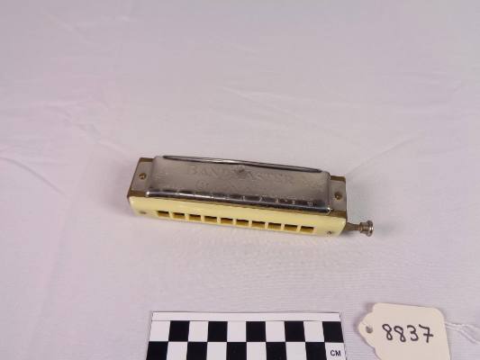 Chromatic harmonica